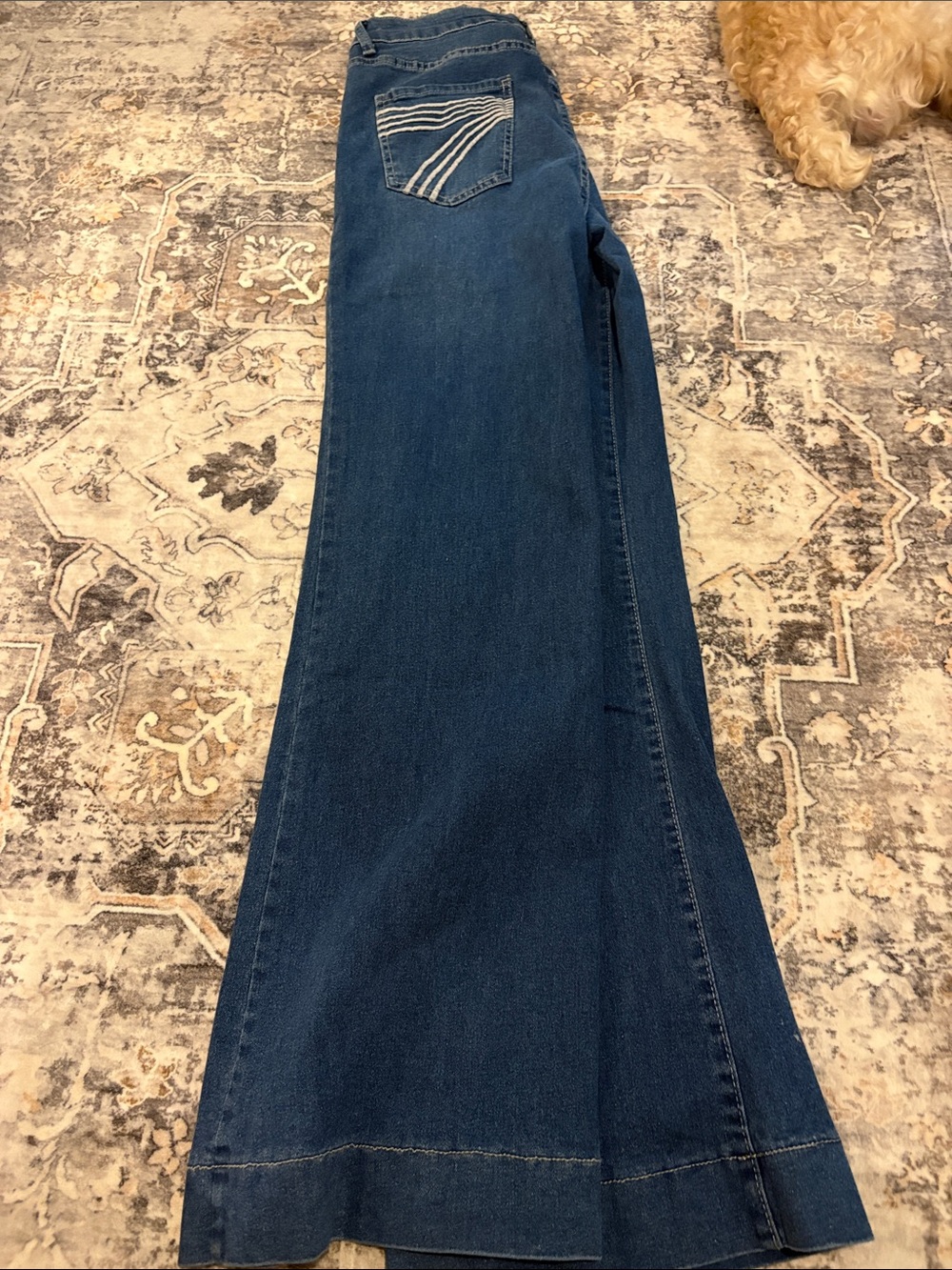 7 For All Mankind Dark Blue Wide-Leg Jeans with Striped Back Pocket